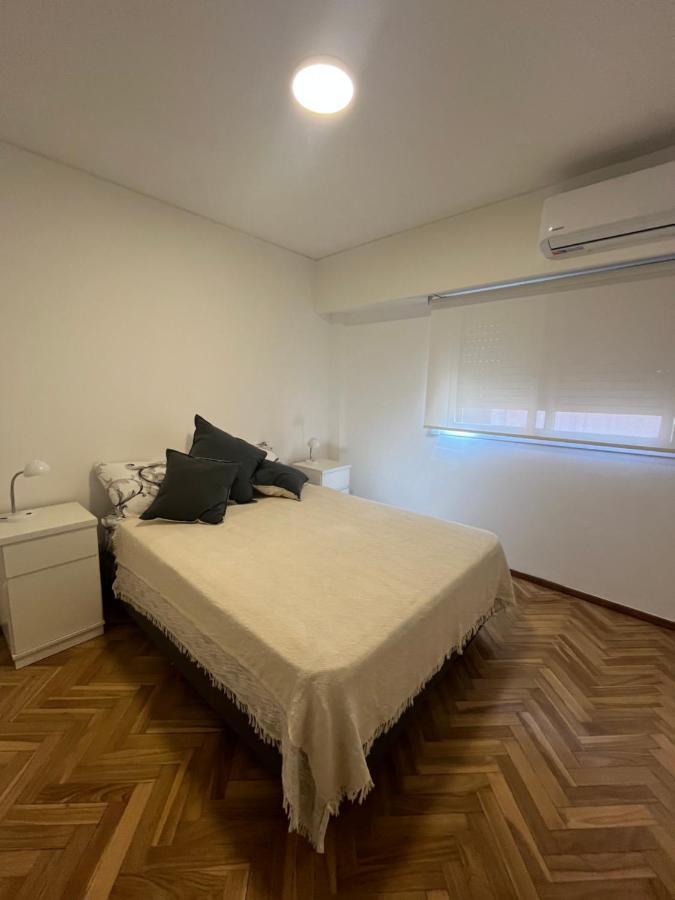Departamento Luminoso En Centro Apartment